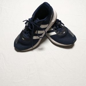Boys Adidas sneakers size 5 1/2